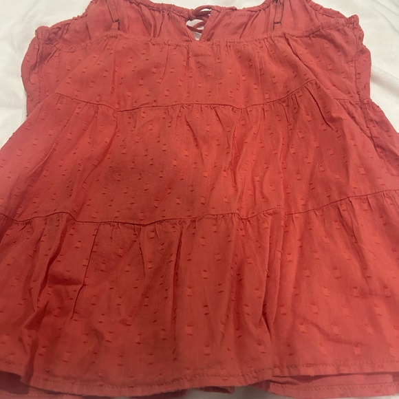 Old Navy tank top in xs - Picture 2 of 3